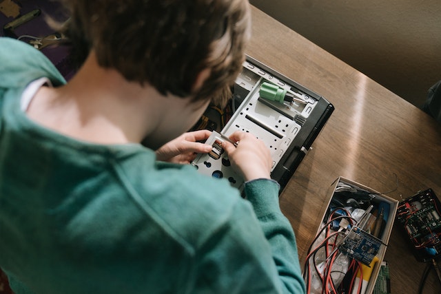 Troubleshooting a Hoverboard: A Comprehensive Guide to Get Your Ride Back on Track - Gear Force 