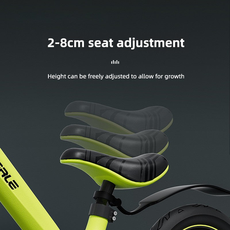 adjustable seat (32–40 cm) on lightweight kids balance bike